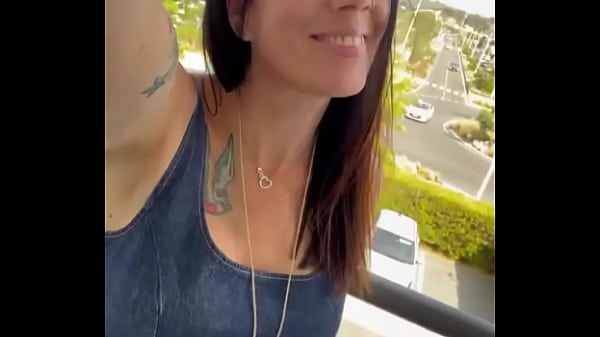 Hello bien arriv&eacute;e &agrave; seyne sur mer halte en route vers l&lsquo;&icirc;le de beaut&eacute; et un petit coucou sexy pour vous 