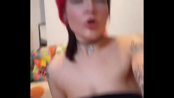 Nonton Im Ur Daddy Now thumbnail