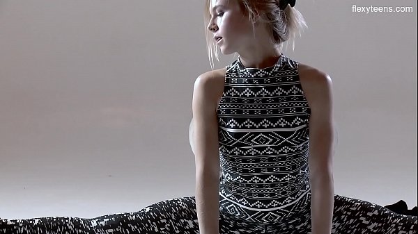 Russian hot hairy gymnast Rita Mochalkina