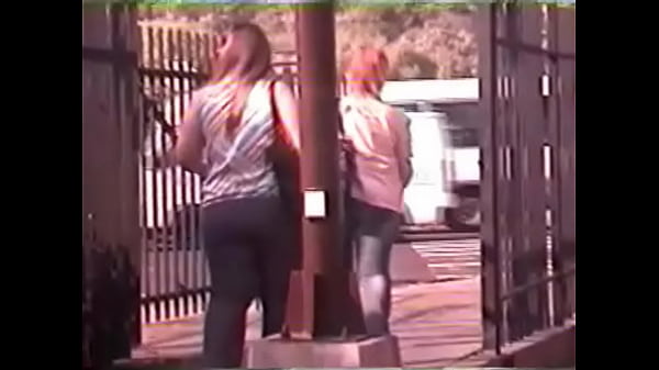 nalgona como lo mueve