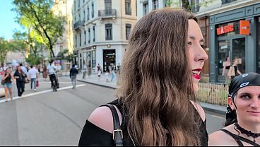 We get stuck in the elevator before going to a kink party - VLOG