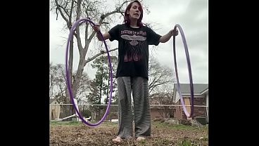 Beginner hoop tricks with a hobby hooper 