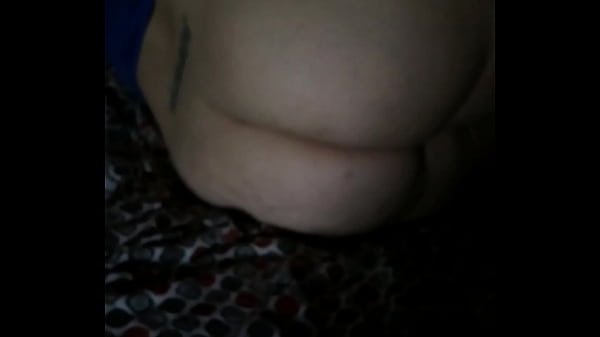 Suckoff suzy playing with her twat 