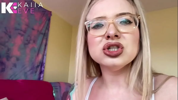Nonton Cnc All You Are Good For Is Your Tongue & Being Used, Slut thumbnail