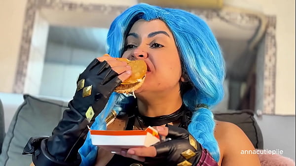 Jinx cosplay eating fetish &ndash; belly sounds burps and vore fantasy