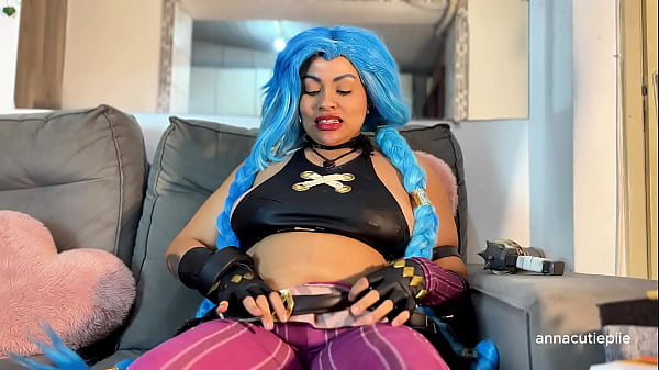 Jinx cosplay eating fetish &ndash; belly sounds burps and vore fantasy 