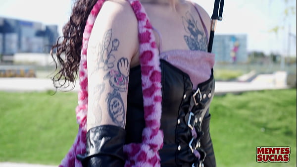 Nonton Bdsm -emmita Misbehaves... And Fedora Delivers The Punishment. Emmita Se Porta Mal... Y Fedora Se Encarga Del Castigo thumbnail