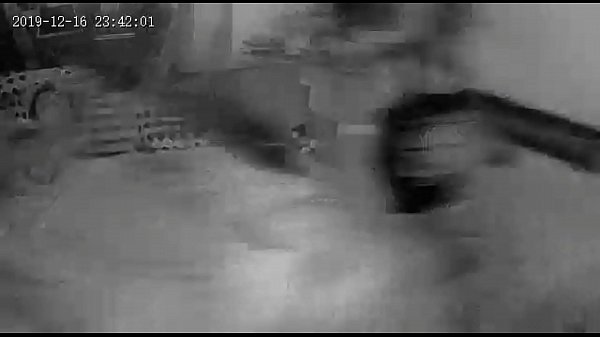 Play MP4 - Caiu na net&period; BBB &excl;&excl;&excl; Paty fazendo Sexo anal debaixo do edredom