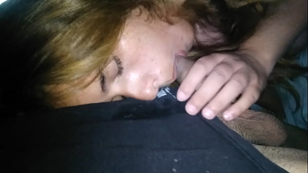 Play MP4 - Mi novia me la chupa y me la cogo de perrito con su vestido rosa