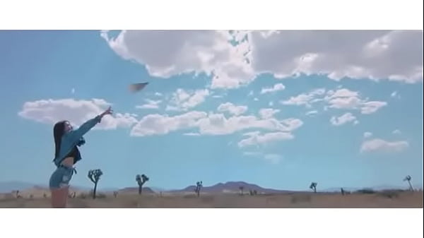 Mv loona odd eye circle loona 