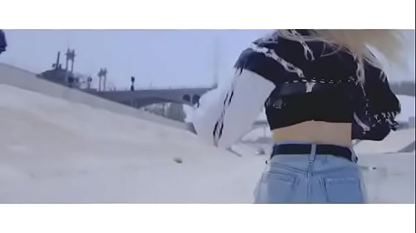 Mv loona odd eye circle loona