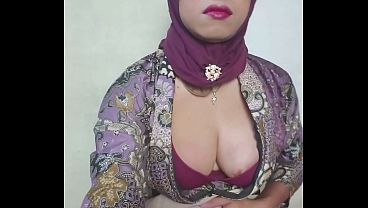 Big boobies hijab shemale Mitha dildoing her asshole