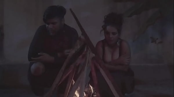 Play MP4 - Hot Beautiful Babe Jyoti Has sex with lover near bonfire - A Sexy XXX Indian Full Movie Delight &excl;&excl;&excl;&excl;&excl;