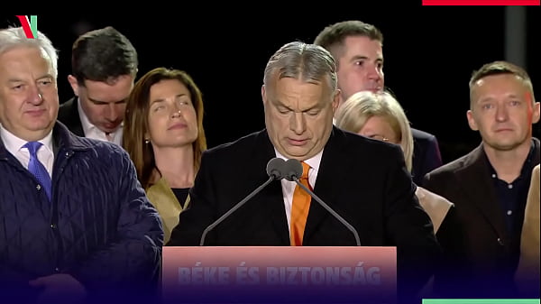 Midget with the help of old man and women fucks europe