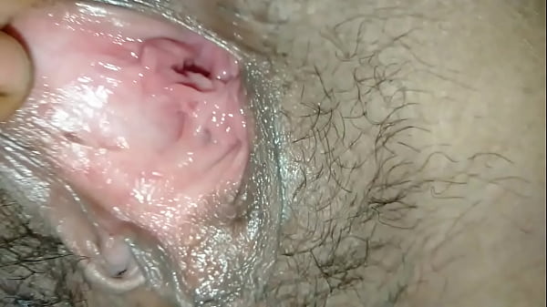 แหย่หีสาวนักศึกษาหีเนียน