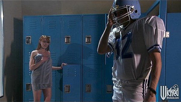 Redhead fucked in the locker room 