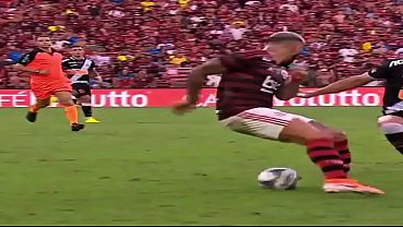 Nonton Flamengo Amassando A Vasca thumbnail