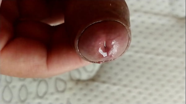 Masturb&aacute_ndome pensando en ella