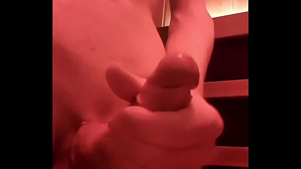 Sweating & Dripping &ndash; Secretely Jerked Off In The Sauna thumbnail