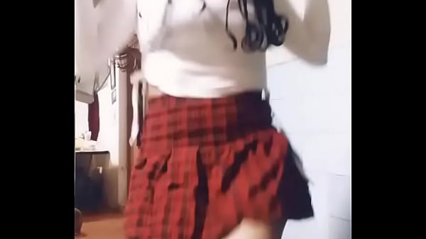 Nonton Meneando El Cuerpo Caliente thumbnail