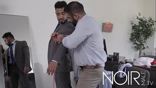 Play MP4 - My friend is surprised by my big cock