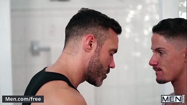 Play MP4 - Men&period;com - &lpar;Manuel Skye&comma; Skyy Knox&rpar; - Undercover Stripper Part 1 - Str8 to Gay