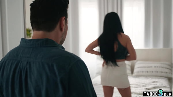 Nonton Big Boobed Brunette Milf Consoled On A Throbbing Dick thumbnail