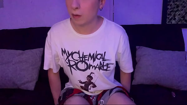 Compro Un Vibrador Con Movimiento Y Lo Pongo En Mi Ano 