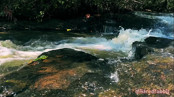 Nonton I Swallowed Cum In The Waterfall thumbnail