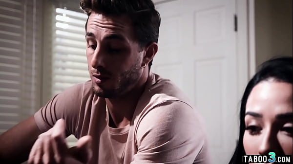 Couple helping to an ebony slut Jenna_Foxx discovering_her beauty