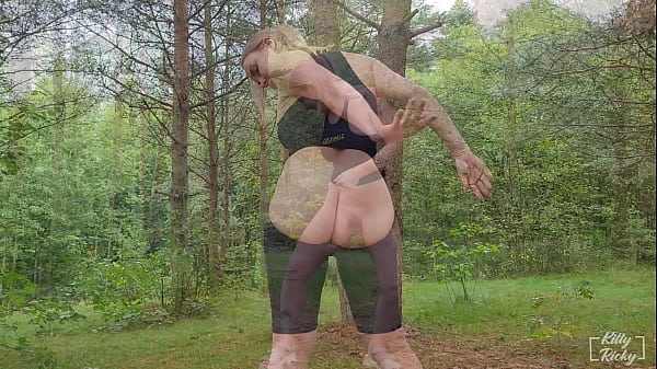 Outdoor Pissing And Throat Fucking thumbnail