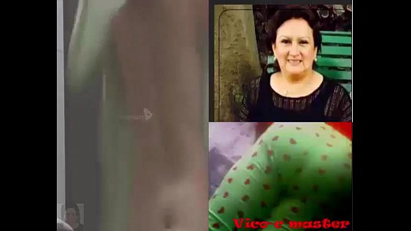 Señora espiada en_la regadera