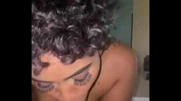 Play MP4 - I love sucking cock