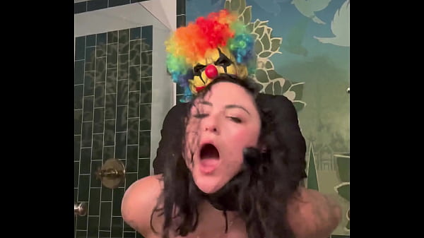 White Whore Gets Pounded Out After Meeting Black Clown At Krogers