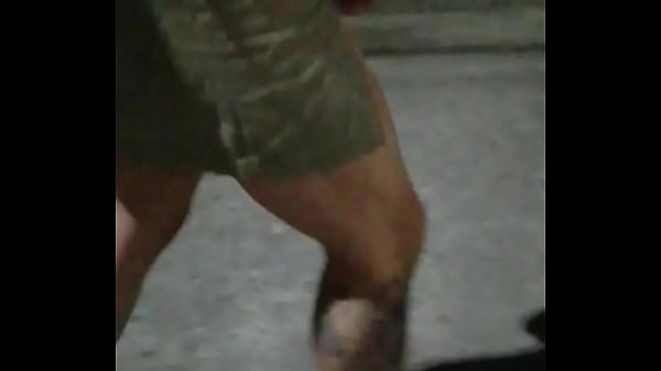 Siendo Una Puta En La Calle thumbnail