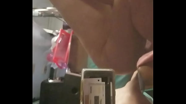 Play MP4 - Young white cock