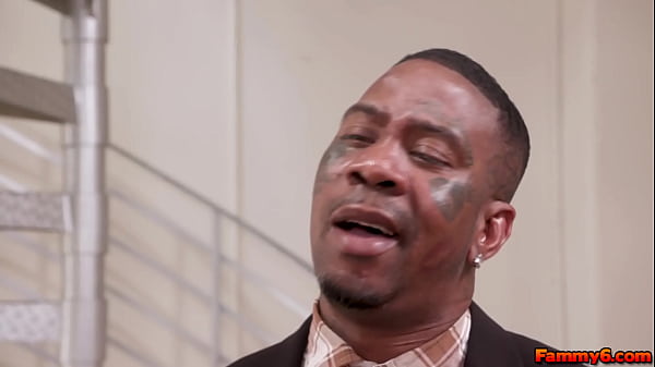 Nonton Slim Poke Convinced And Gives His Stepdaughter Tessa Thomas His Stamp Of Approval thumbnail