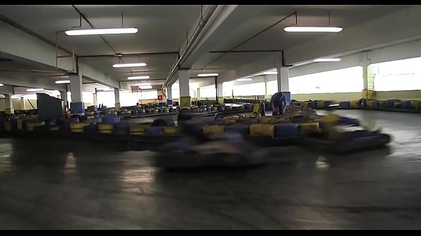 Nonton Massive Cock Enters Mouth And Pussy thumbnail