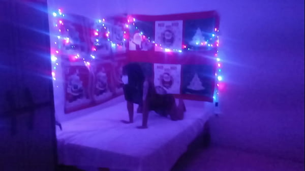 Nonton My Stepmother And Christmas Get Along Very Well thumbnail