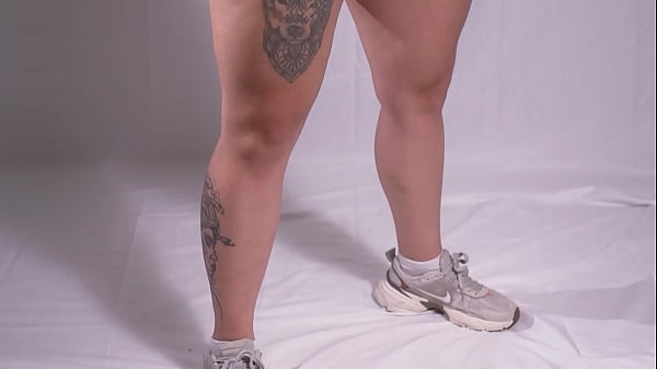 Nonton Remember To Stretch, Hydrate, And Warm Up Before Exercising thumbnail