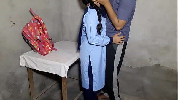 Play MP4 - Indian Virgin School girl first time sex with boyfriend&comma; student sex videos