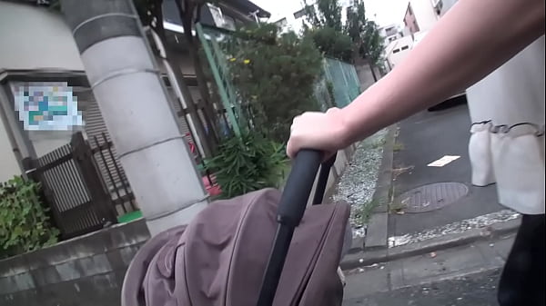 旦那さんとのセックスレスに悩んでいる様子&hellip;それならここで発散しちゃいましょう！！パイズリ 巨乳 企画 電マ 素人 ナンパ 人妻 part2