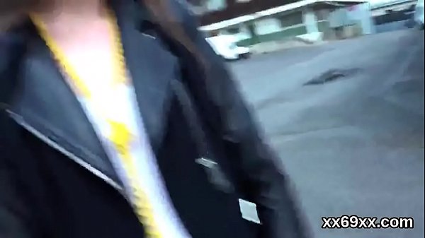 Guy assists with hymenexamination and penetrating ofvirgin sweetie