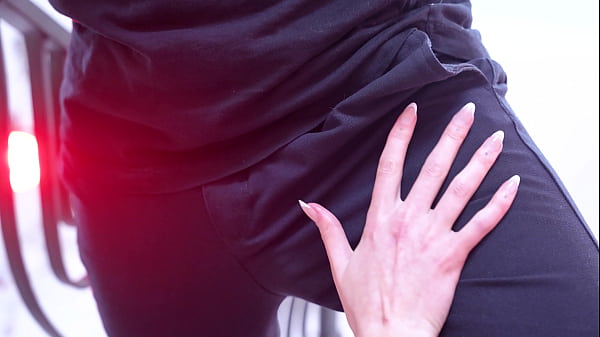 Feisty fashion model chloe foxxe tempts bbc photographer into fucking on set gp3378 