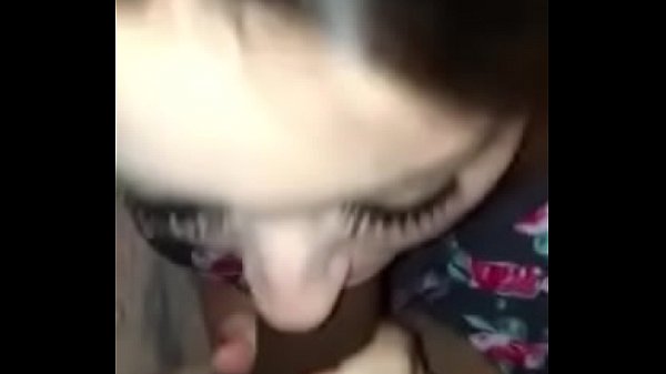 Play MP4 - Cute british slut sucking bbc