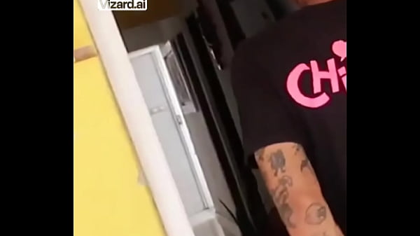 Apoyando nuevos talentos en la m&uacute;sica urbana #elchicletv #exito #chiclenoticias #cantante #comunidad #atrevidoypegajoso