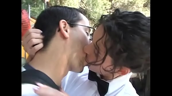Play MP4 - Lustful male in glasses licks the horny pussy of a beautiful brunette and she gives him a hot blowjob before hard fucking on the street near the bus