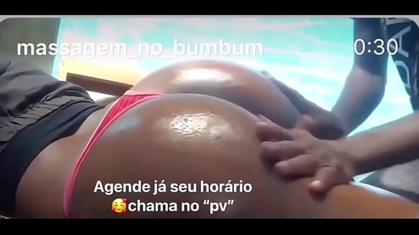 Minha vizinha bumduda me pediu uma massagem 