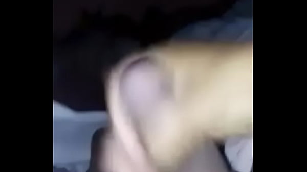 Haciendome una paja bien rico