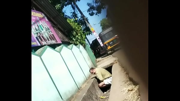 Desi Uncle urinating roadside